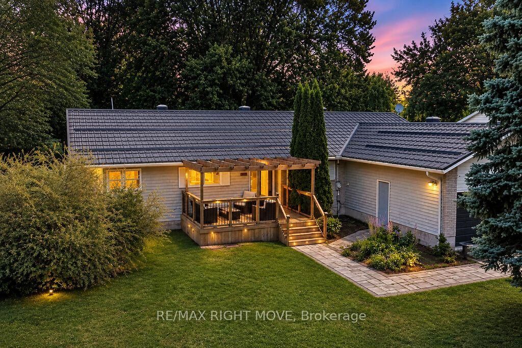 Property Photo: 3263 Shoreview Drive ON L0K 2B0