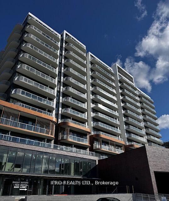 Property Photo: 220 Missinnihe Way 617 ON L5H 1G5