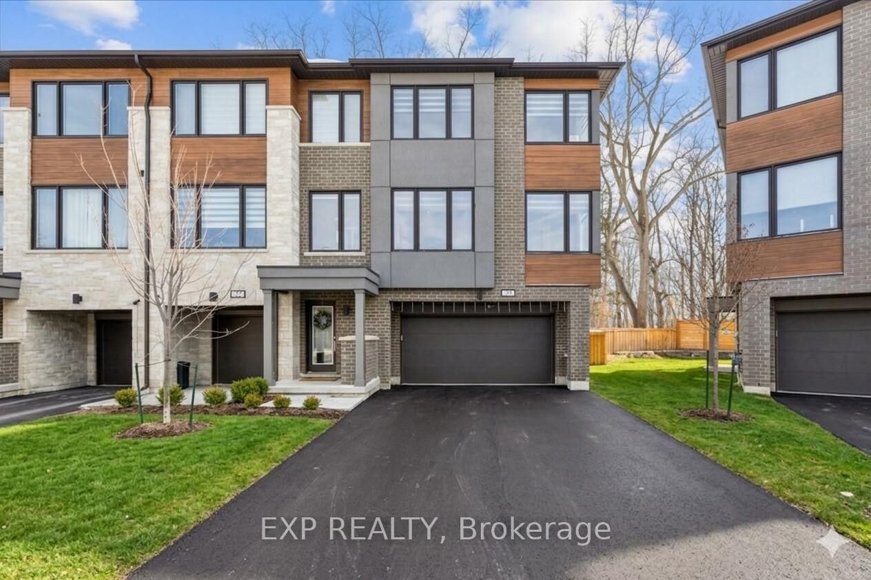 Property Photo:  29 Briar Court  ON L7G 0P5 