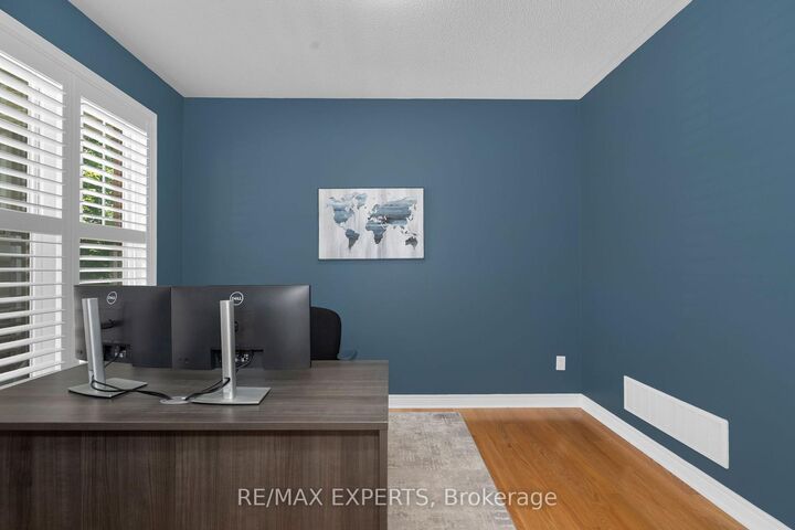 Property Photo: 25 McCandless Court ON L7C 3R6