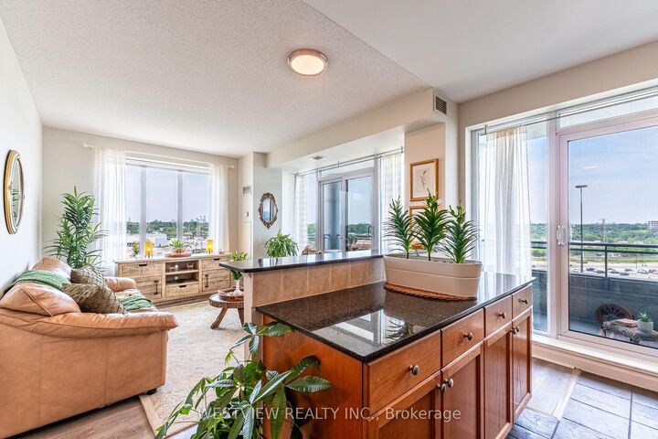 Property Photo:  2119 Lake Shore Boulevard W 1004  ON M8V 4E8 