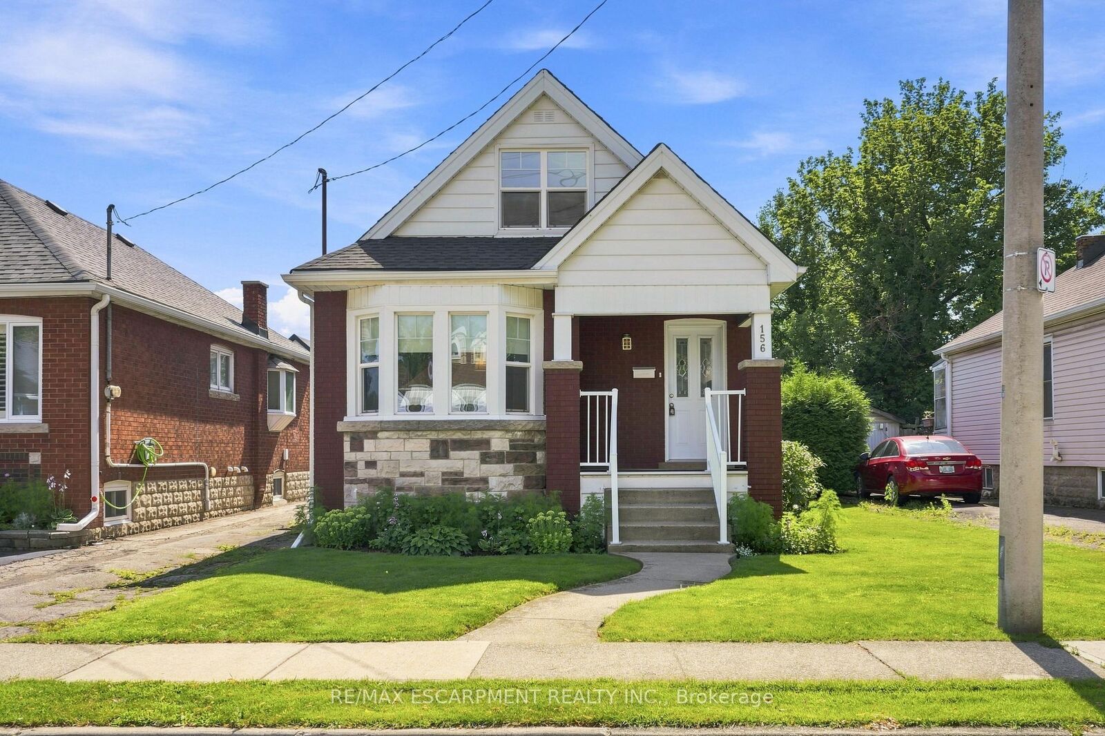 Property Photo:  156 Tragina Avenue N  ON L8H 5C8 
