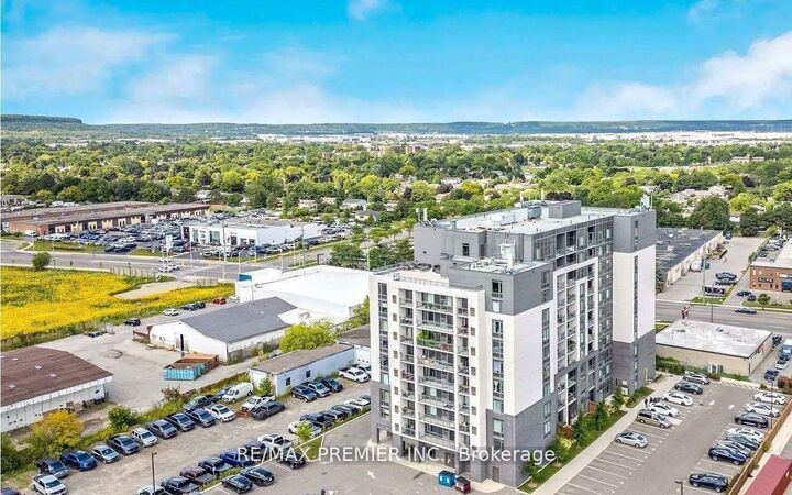 Property Photo: 716 Main Street E 905 ON L9T 3P6