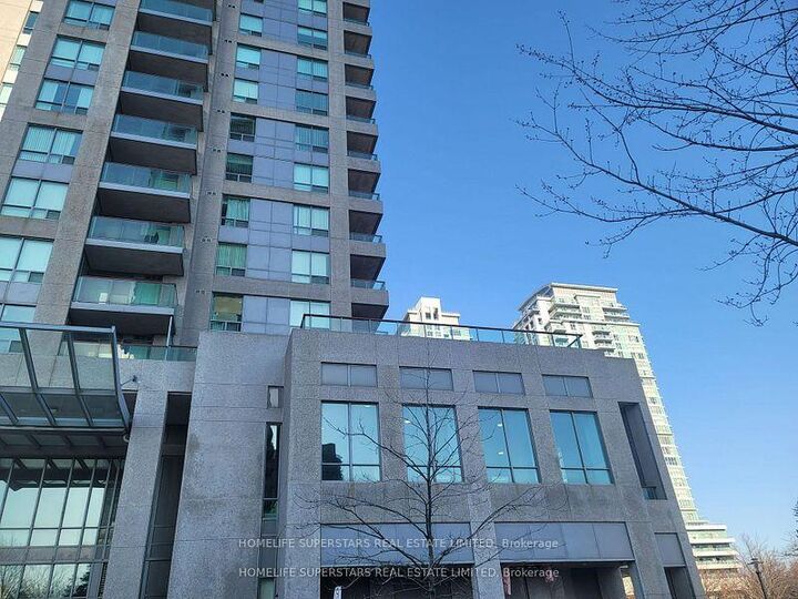Property Photo: 60 Brian Harrison Way 2109 ON M1P 5J5