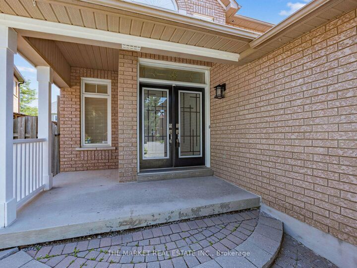 Property Photo:  5088 Forestwalk Circle  ON L4Z 4A2 
