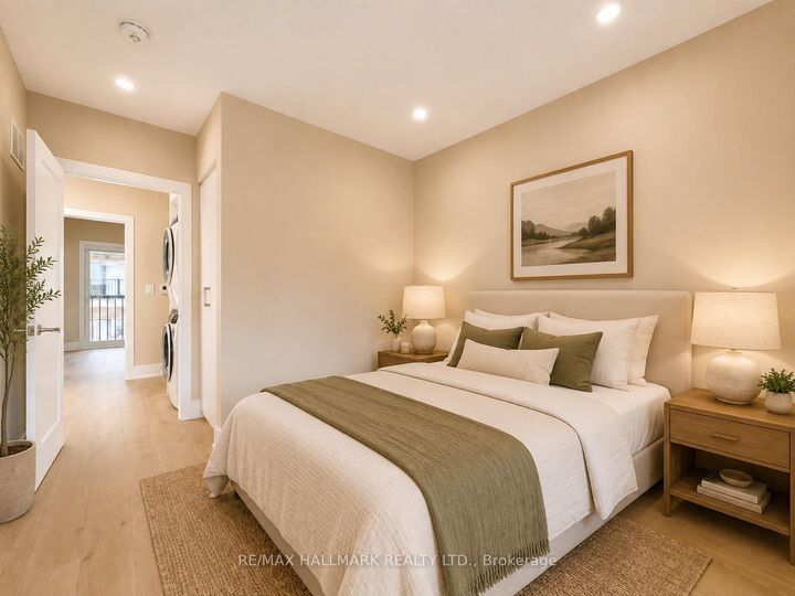 Property Photo:  72 Jones Avenue Unit L  ON M4M 2Z8 