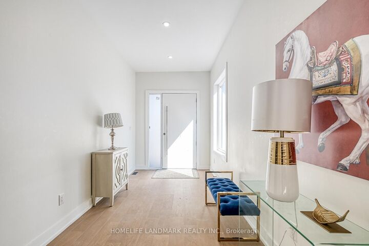 Property Photo: 267 Shorecrest Road ON L4P 1J3