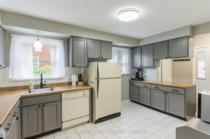 Property Photo: 36 Kawartha Drive ON K9V 1A5