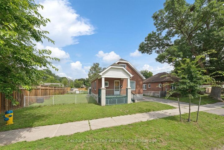 Property Photo: 72 Kent Street ON K9J 5B3