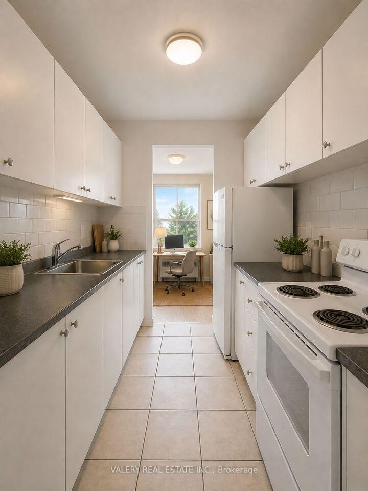 Property Photo: 1725 Lawrence Avenue E 301 ON M1R 2X7