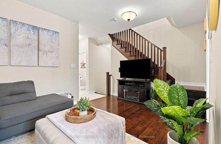 Property Photo:  46 Pearcey Crescent  ON L4N 6R8 