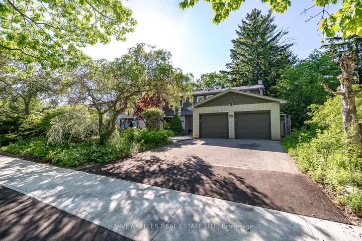 1033 Fair Birch Drive — photo 1