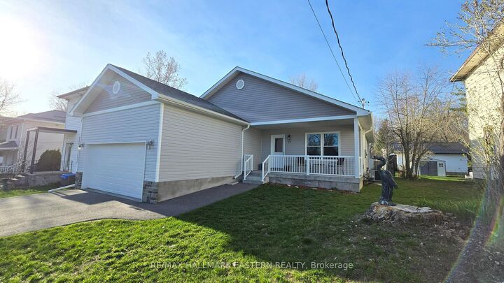 Property Photo: 17 Mathison Street E ON K0L 1Z0