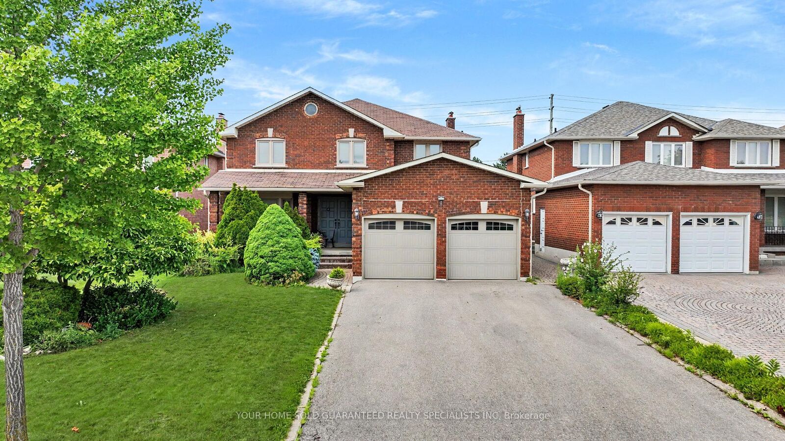 Property Photo: 265 Dante Court ON L4L 7W8