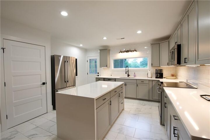 Property Photo: 205 Wyatt Avenue SC 29631