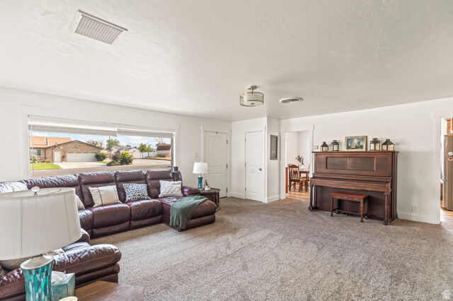 Property Photo:  254 E 300 S  UT 84634 