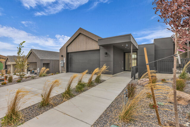 Property Photo:  4267 E Escalante  UT 84036 