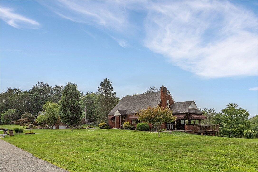 Property Photo: 4768 Peach Tree Ct PA 15668
