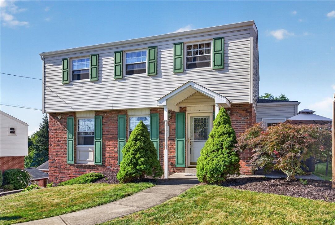 Property Photo: 104 Glenora Dr. PA 15108