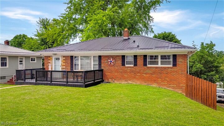 Property Photo: 145 Pembroke Road OH 43953