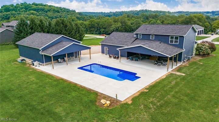 Property Photo:  1850 Meadow Creek Drive  OH 43701 