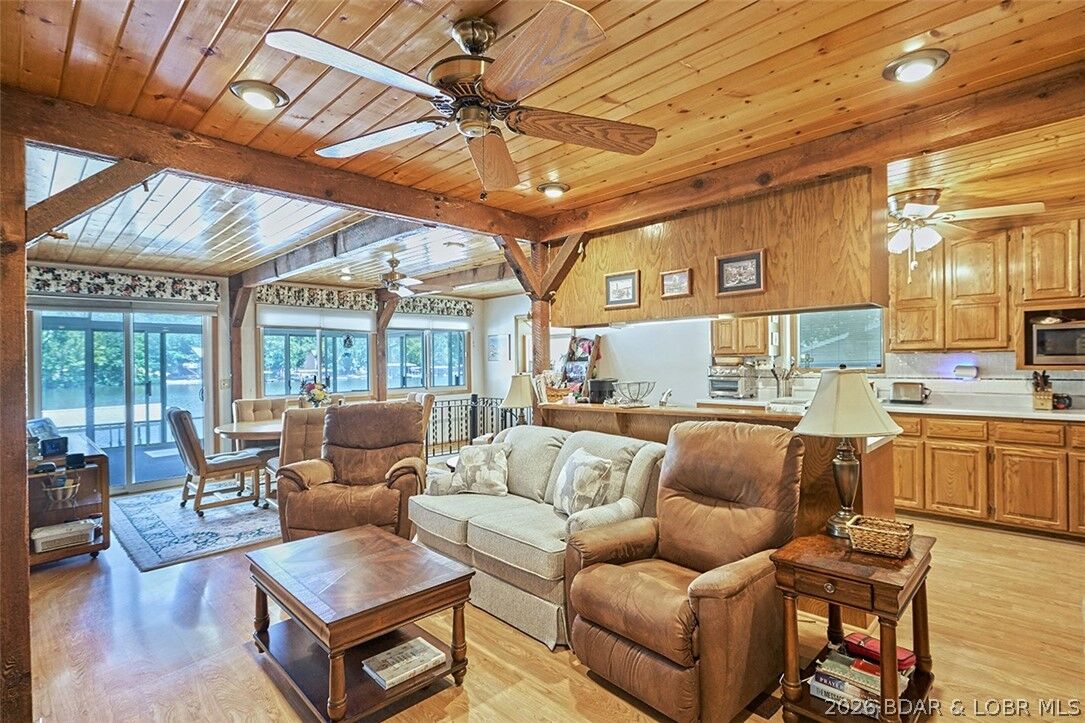 Property Photo: 1425 Lick Creek Road MO 65326