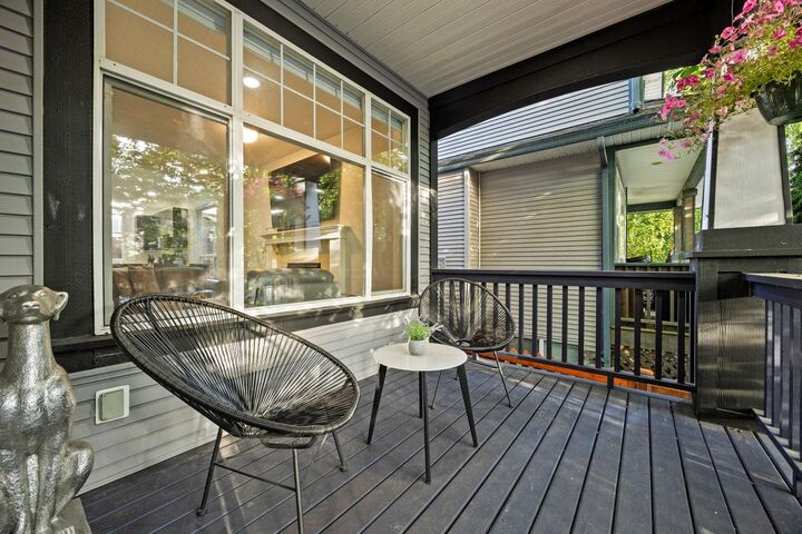 Property Photo: 10256 243A Street BC V2W 1Y3