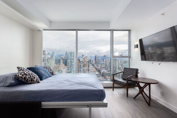 Property Photo:  1480 Howe Street 4607  BC V6Z 1C4 