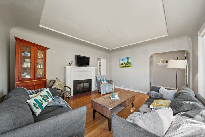 Property Photo:  306 Ninth Avenue  BC V3L 2A1 