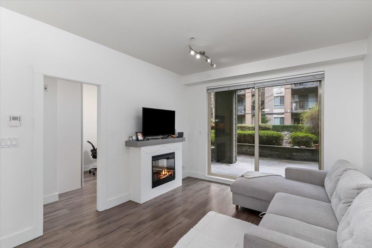 Property Photo:  7478 Byrnepark Walk 112  BC V3N 0B5 