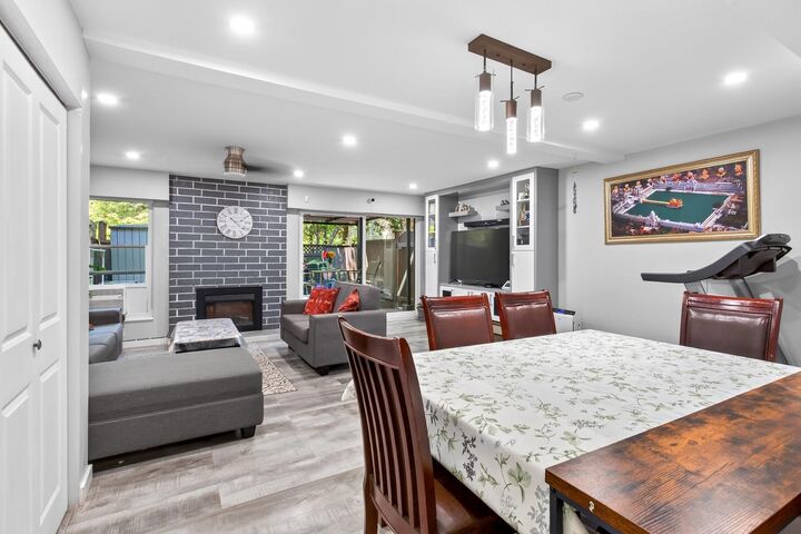 Property Photo: 7452 138 Street 172 BC V3W 6G4