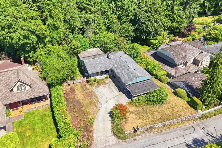 3922 Sunnycrest Drive — photo 1