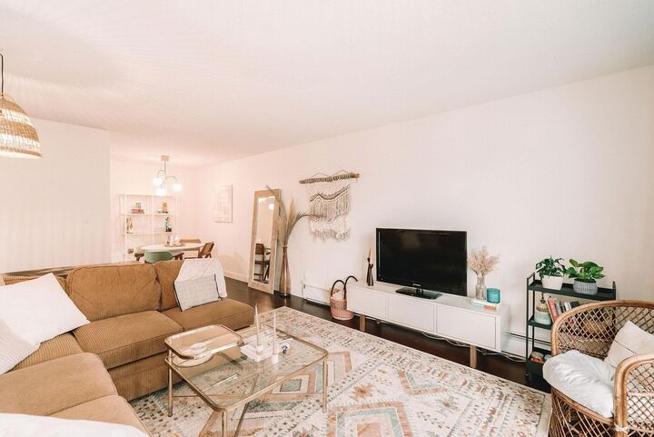 Property Photo:  620 Eighth Avenue 302  BC V3M 5V7 