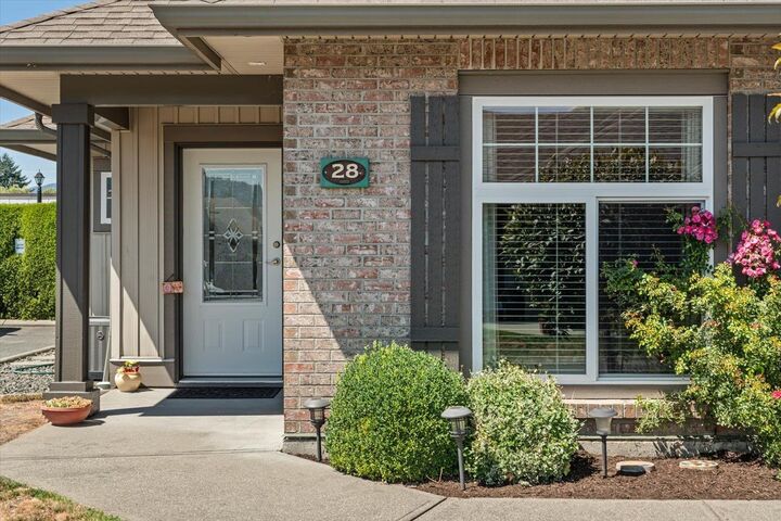 Property Photo: 45752 Stevenson Road 28 BC V2R 5Y6