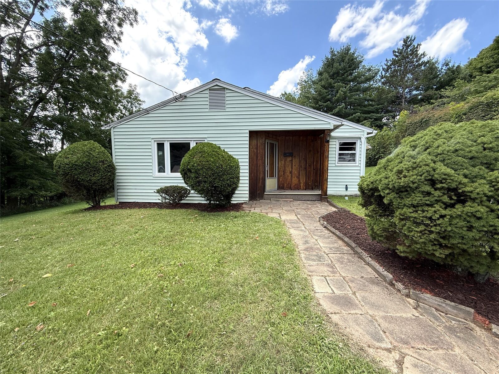 Property Photo:  405 N Oak Avenue  NY 13760 