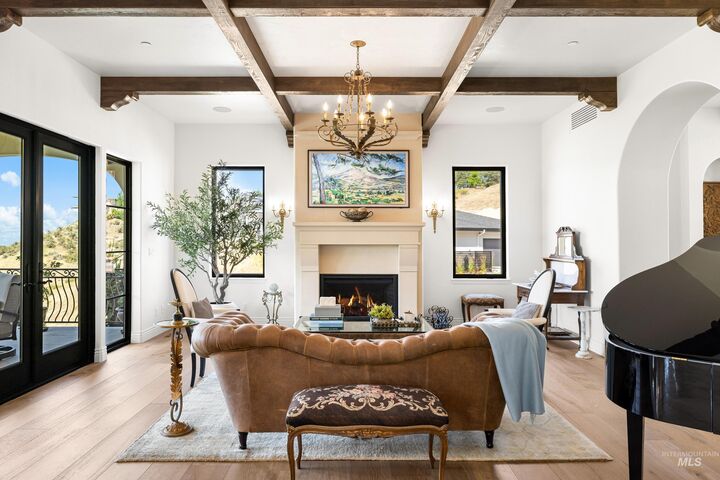 Property Photo:  1083 E Chardie Rd  ID 83702 