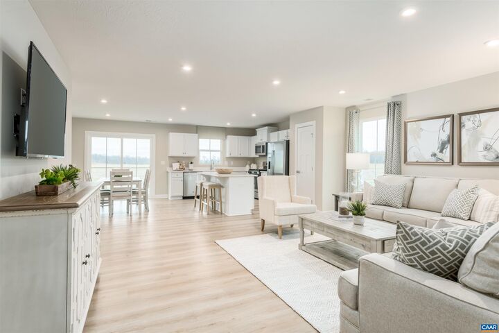 Property Photo: 189 Glacier Ave VA 22923