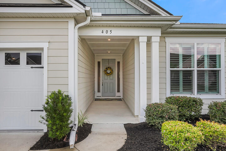 Property Photo:  405 Seaside Trail  SC 29486 
