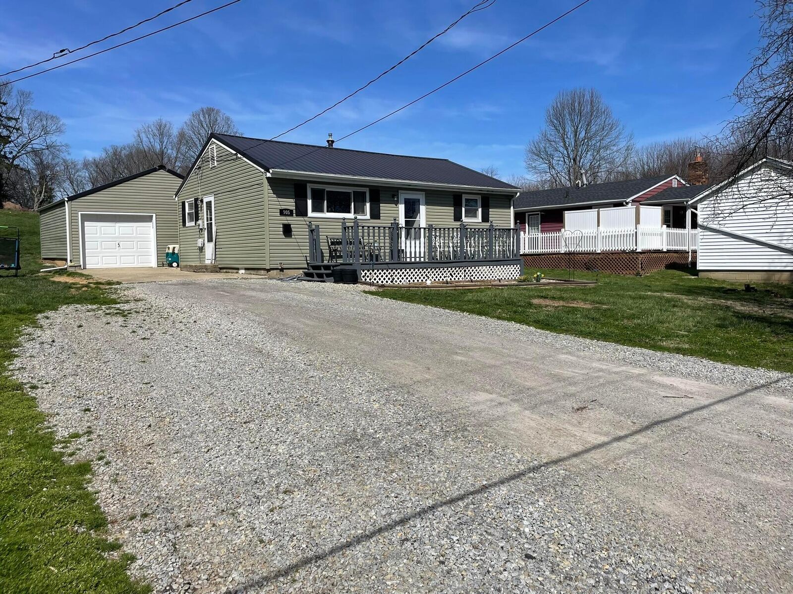 Property Photo:  905 Wylie Lane  OH 45123 