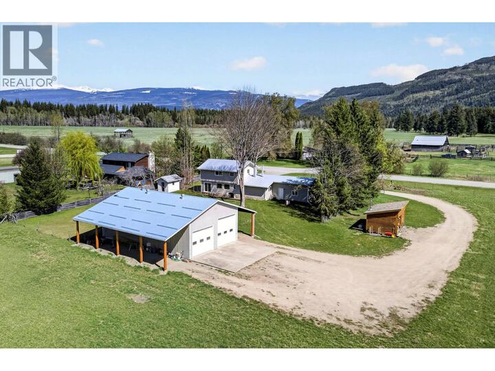 Property Photo:  985 Old N Thompson Highway  BC V0E 1N2 
