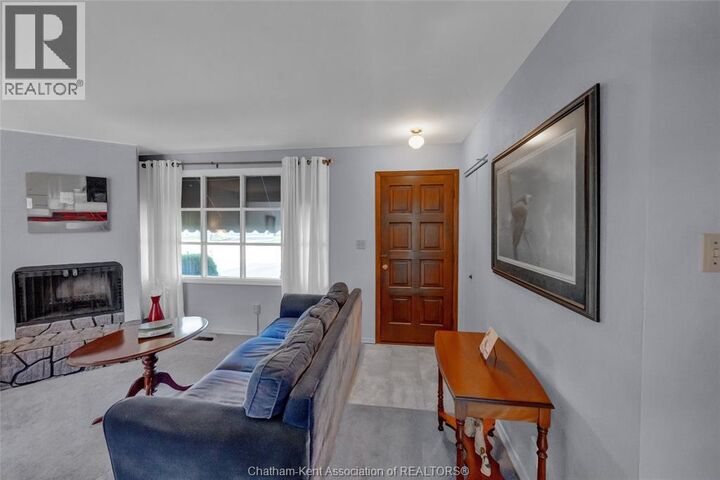 Property Photo:  85 Pheasant Drive  ON N7L 1H3 