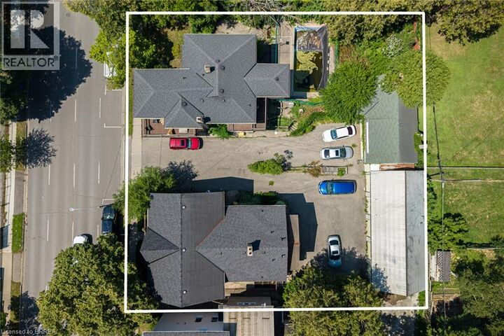 Property Photo:  212 Dalhousie Street  ON N3S 3T7 