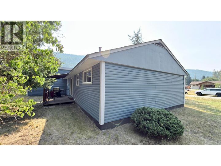 Property Photo:  503 Woodgreen Crescent  BC V0H 1J0 