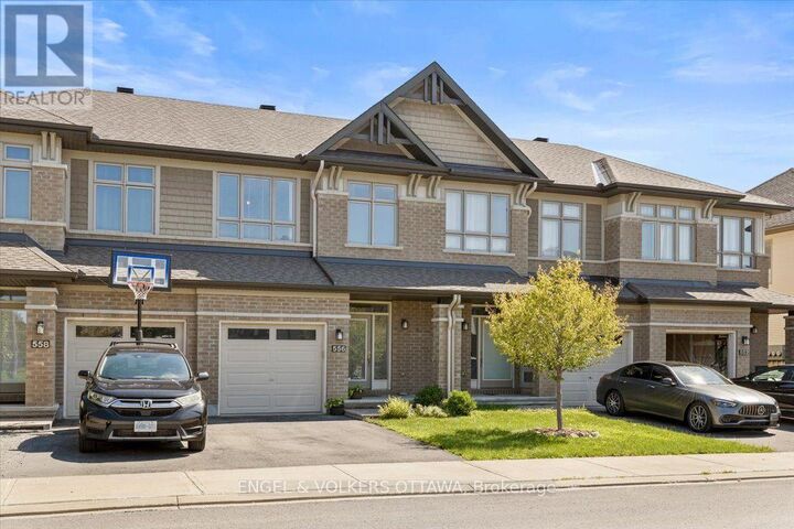 Property Photo:  556 Triangle Street  ON K2V 0M5 