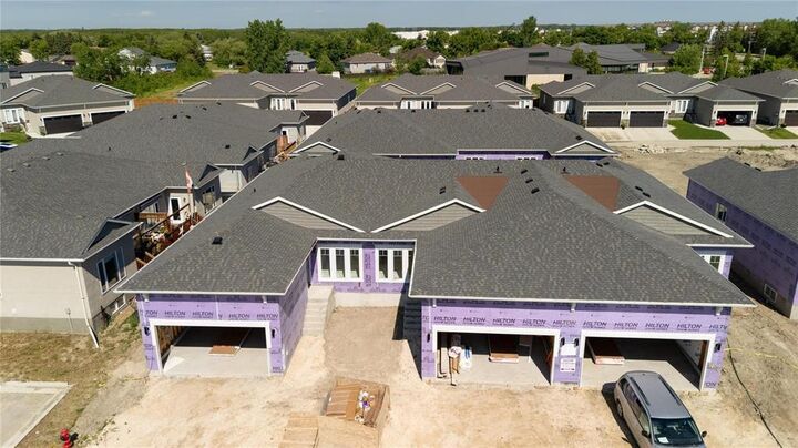 Property Photo: 804 Manitoba Avenue MB R1A 2C9