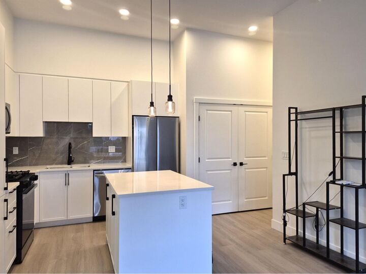 Property Photo:  3528 146A Street 107  BC V4P 0H4 