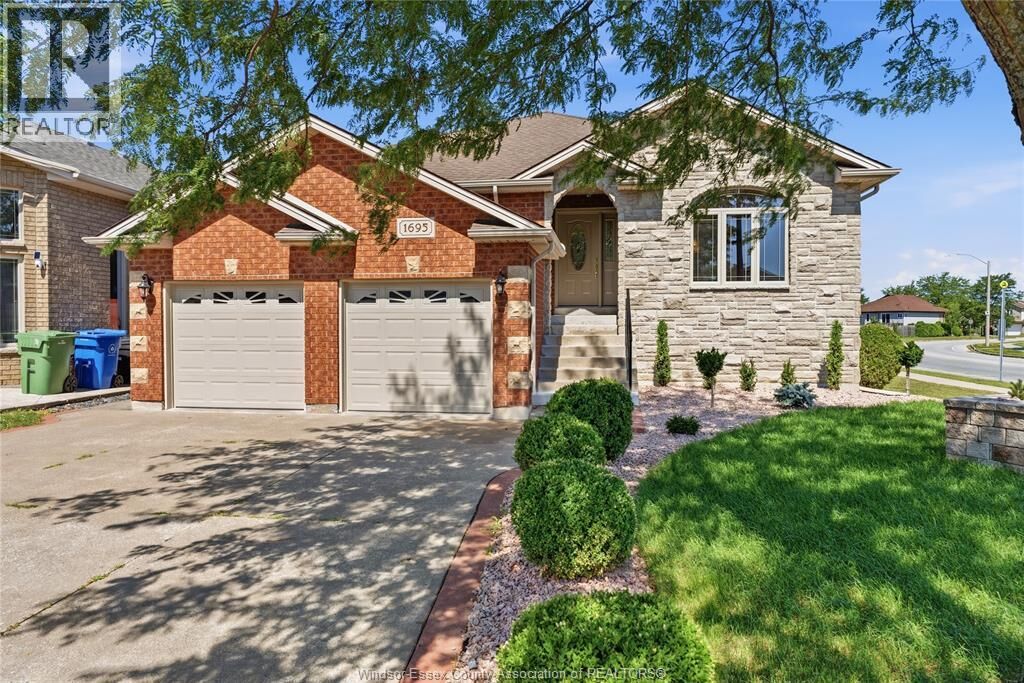 Property Photo:  1695 Meridian Street  ON N9G 3E7 