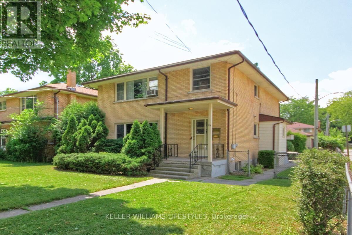 Property Photo:  84 Wilson Avenue #Upper #SE  ON N6H 1X6 