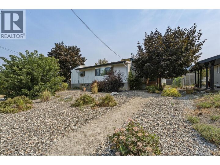 Property Photo: 3503 19 Street BC V1T 4B8