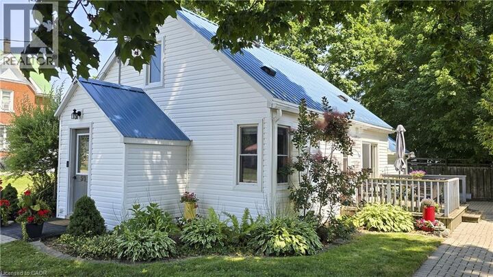 Property Photo:  59 Flora Street  ON N0G 1H0 